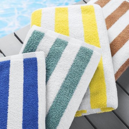 Beach & pool towels